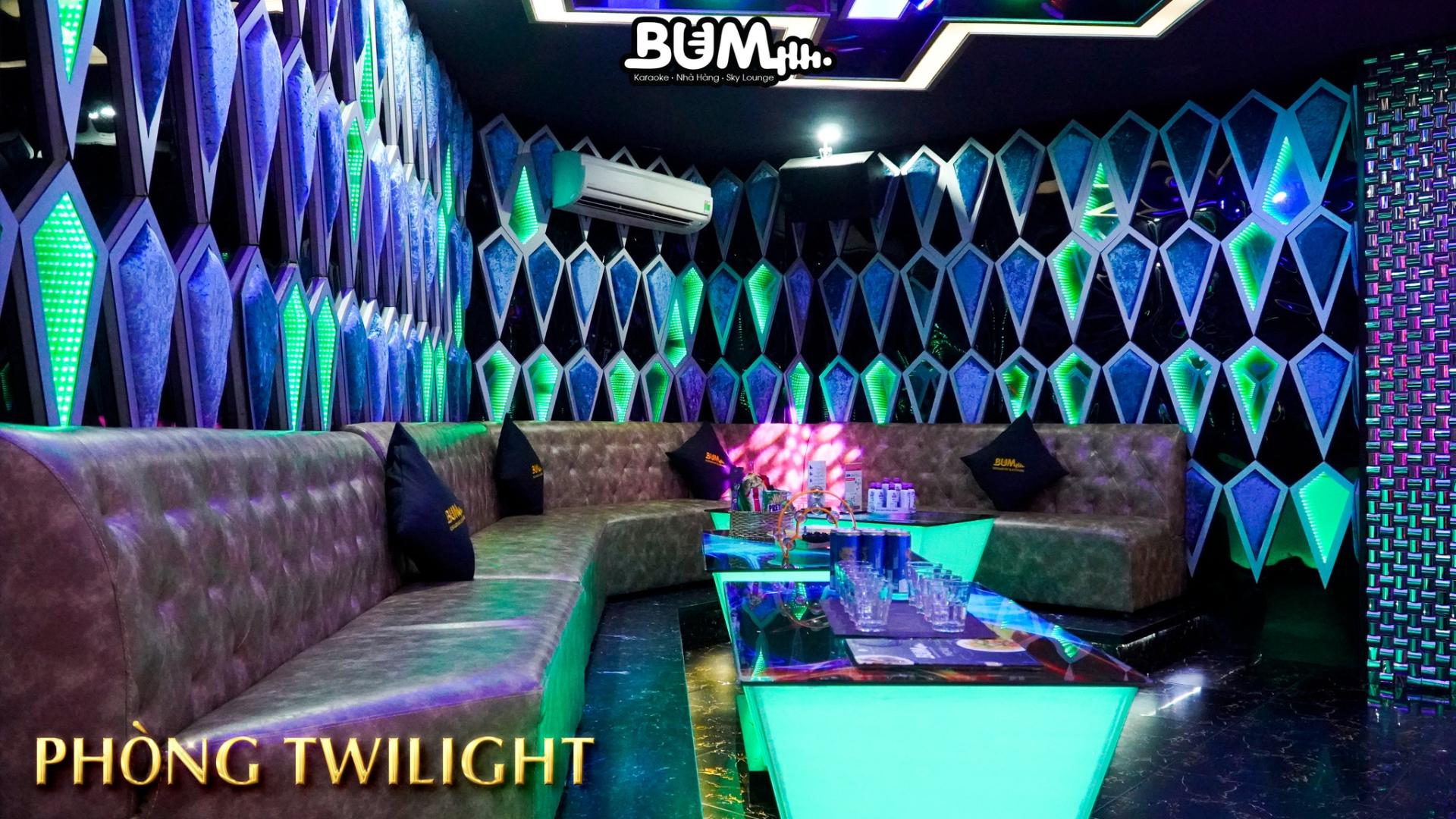 Phòng karaoke Twlight Club tại BUM